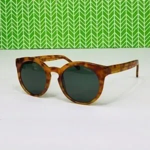 Komono | Accessories | Komono Lulu Caramel Demi Sunglasses  display picture 1